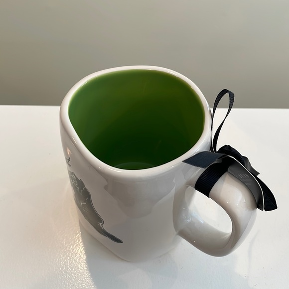 New Rae Dunn x Disney Villains THE EVIL WITCH Mug - Picture 5 of 6